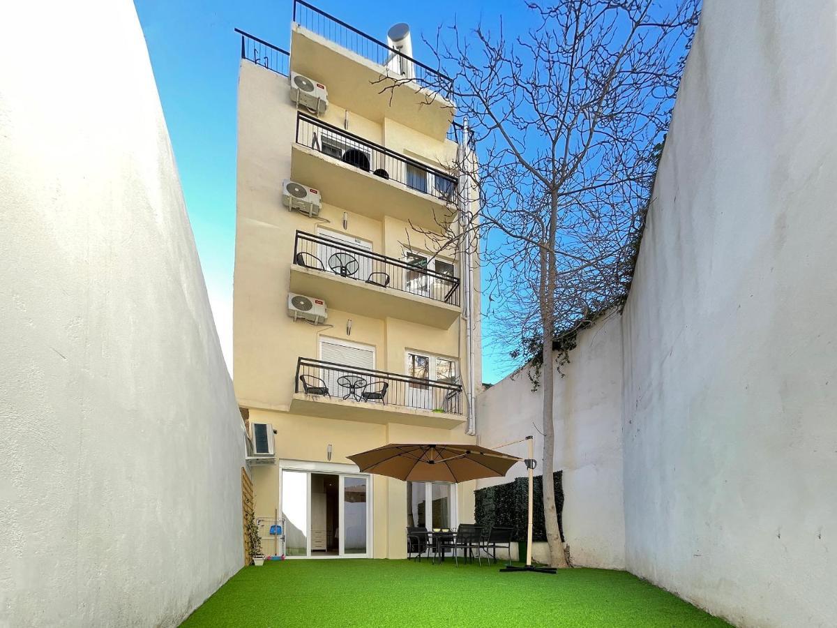 Апартаменты Soho Modern 55Sqm Studio With Secret Garden Афины Экстерьер фото